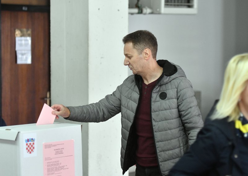 Na izvanredne izbore za Gradsko vijeće Varaždina izašlo 9,50 posto birača