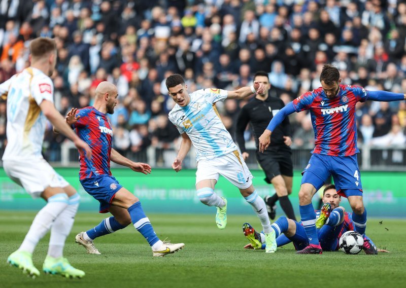 Rijeka u Jadranskom derbiju pobijedila Hajduk i došla na treće mjesto ljestvice