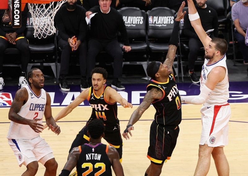 Hrvat Zubac oduševio igrom u važnoj pobjedi Clippersa u Phoenixu, slavili i Lakersi!