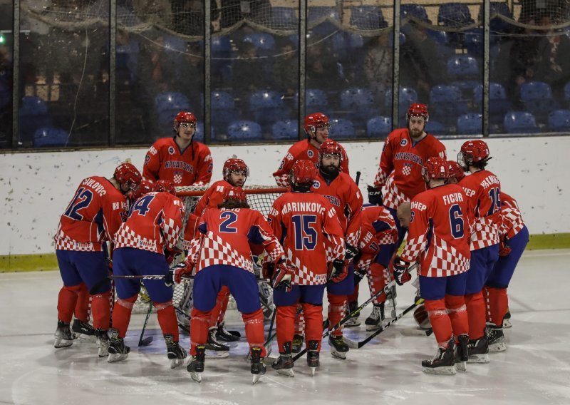 Hrvatski hokejaši u drugoj trećini prelomili utakmicu protiv Islanđana