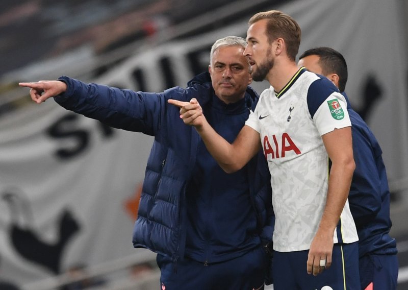 PSG priprema 'dvostruku transfer bombu'; Jose Mourinho i Harry Kane stižu u Pariz