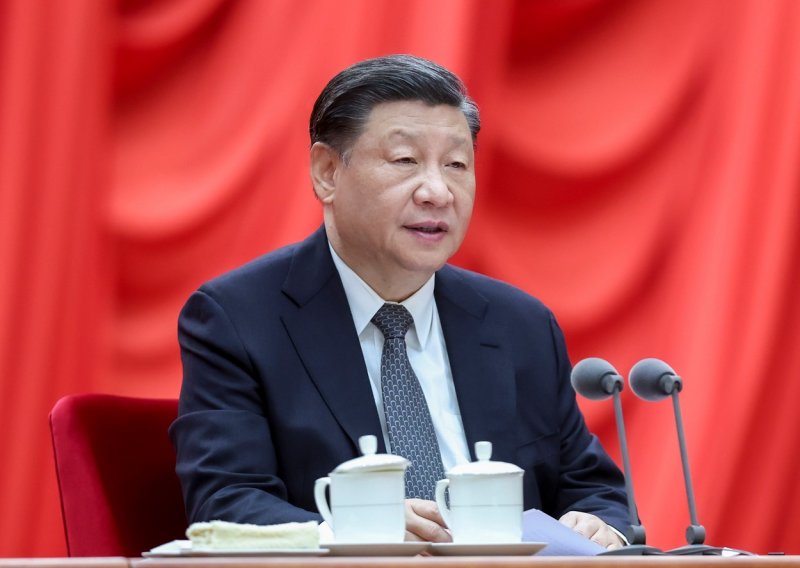 Prvi put od početka rata razgovarali Xi i Zelenski, Kina želi biti medijator