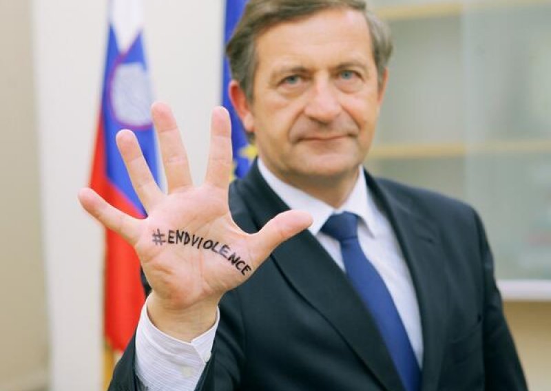 Erjavec: Sve je spremno za slanje pisma Komisiji i najavljenu tužbu protiv RH