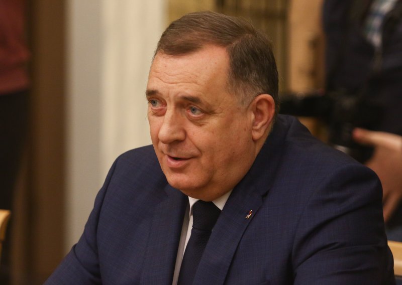 Dodik vrijeđao veleposlanika SAD: 'Radi se o jednom ljigavcu...'