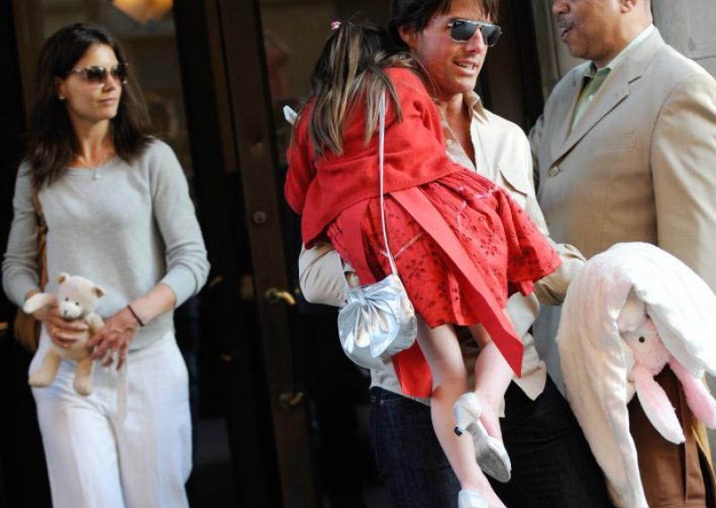 Suri Cruise bacila oko na haljinu Cameron Diaz