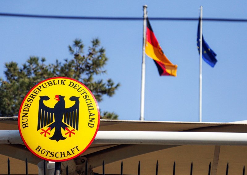 Rusija uzvraća Njemačkoj: Protjeruje više od 20 njemačkih diplomata