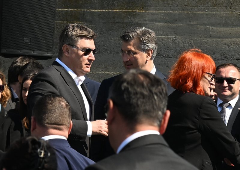 Jedna kolona u Jasenovcu, no Milanović i Plenković ipak su ignorirali jedan drugoga