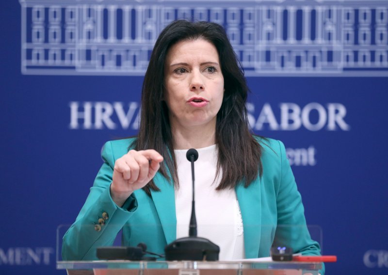 Katarina Peović: I radnici u Hrvatskom saboru rade za 'kikiriki'