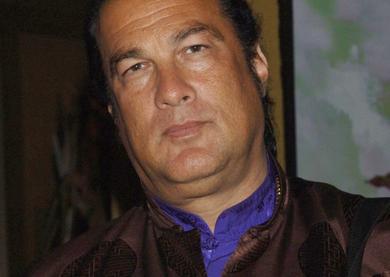 Steven Seagal optužen za držanje seksualnih robinja