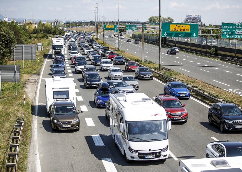 Pao Schengen, premještaju se gužve: Iz smjera Bregane još jedan trak prema Lučkom