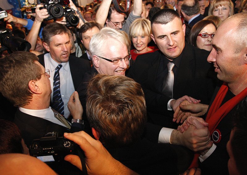 Josipovića će čuvati Mesićevo osiguranje!