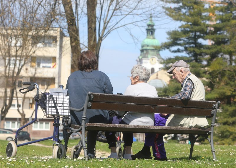 Važna obavijest mirovinskog za sve koji čekaju jednokratni dodatak