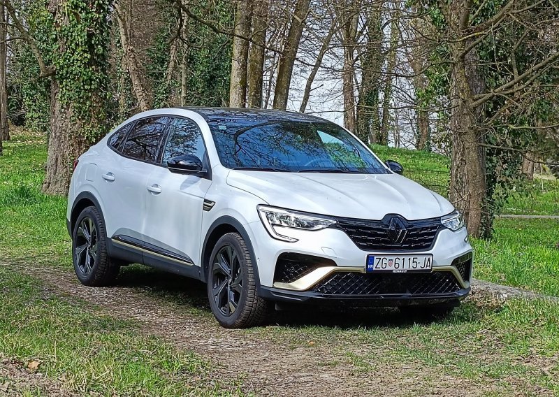 Vozili smo Renault Mégane Conquest E-Tech Engineered; Atraktivni sportski SUV coupé s F1 tehnologijom