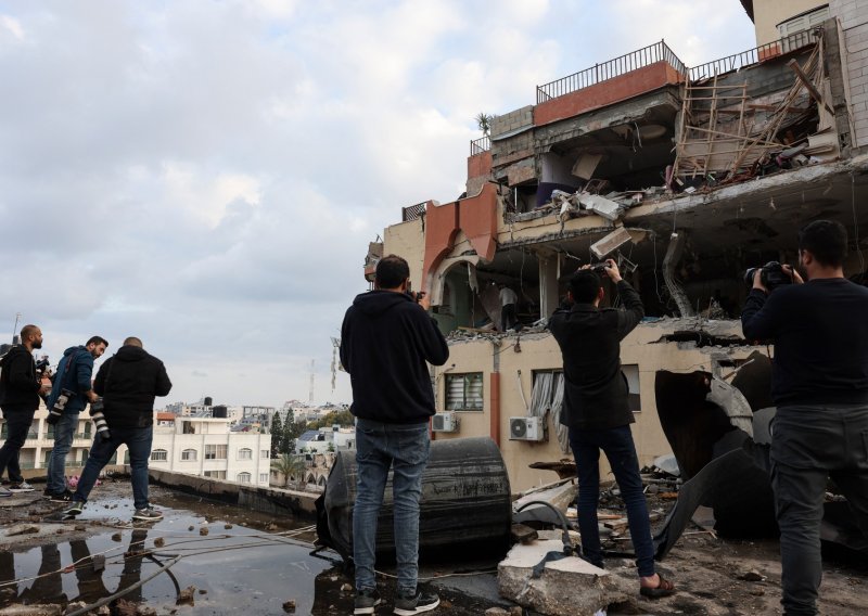 U izraelskim napadima na Gazu ubijeno 12 ljudi, među njima i tri islamska militanta