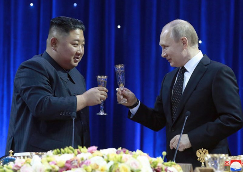 Kim Jong Un dao podršku Putinu: 'Podržavamo Rusiju u svetoj i nemilosrdnoj borbi'