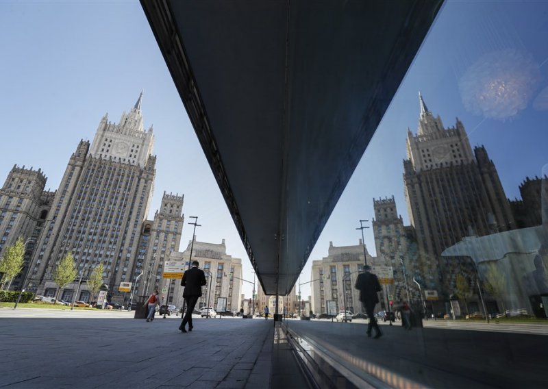 Minus u državnom proračunu Rusije u prvom kvartalu 43,8 milijardi dolara