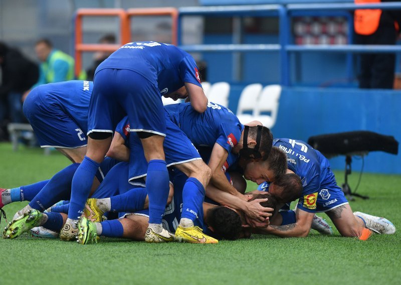 SuperSport Hrvatska nogometna liga, 34. kolo, Varaždin - Rijeka 2:0, 14.5.2023., video sažetak