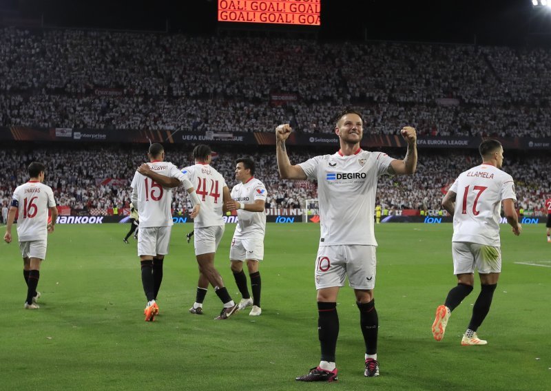 Nakon nedjeljne utakmice, Sevilla je Ivanu Rakitiću uputila posebnu poruku