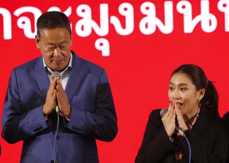Tajlanđani velikom većinom glasali za prodemokratske stranke
