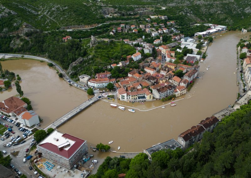 DHMZ: Oborine će biti obilne i narednih dana i mogu uzrokovati dodatne probleme