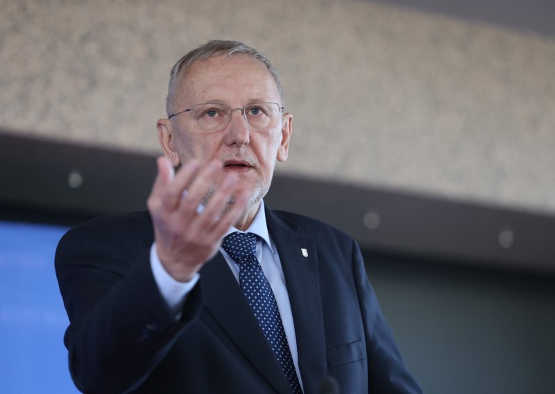 Biograd: Godišnjica pogibije trojice hrvatskih redarstvenika, nazočio i Božinović