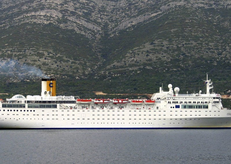 Croats aboard Italian cruise ship haven't sought help