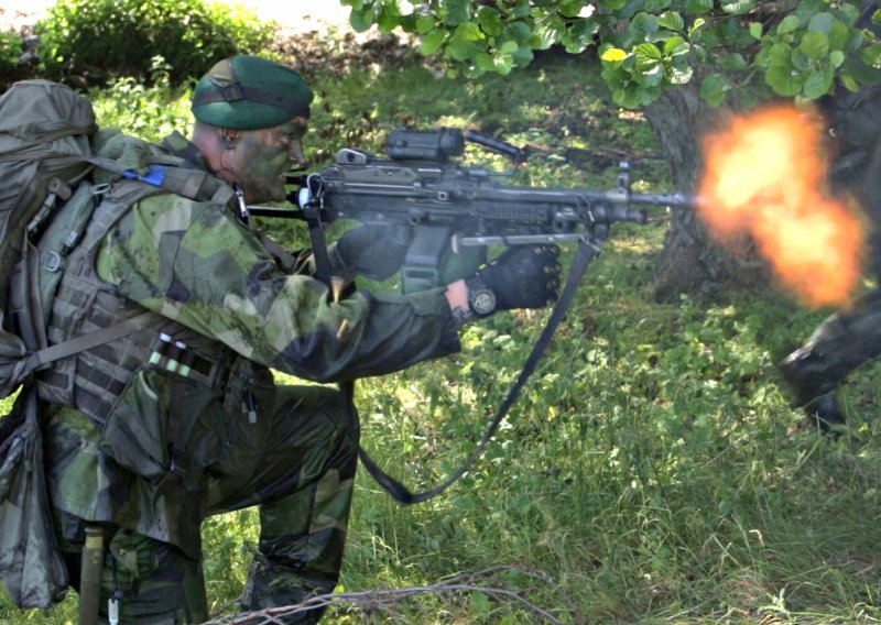 Zbog straha od Rusije Švedska ponovno uvodi vojni rok