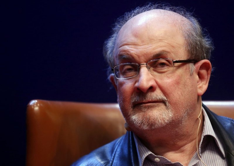 Salman Rushdie upozorio da je ugrožena sloboda izražavanja na Zapadu