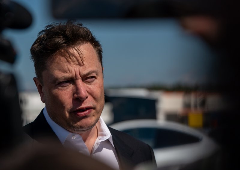 Nakon smanjenja cijena Tesla isporučio rekordan broj automobila