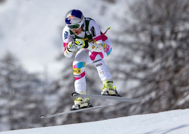 Lindsey Vonn silovito otvorila vikend u Lake Louiseu