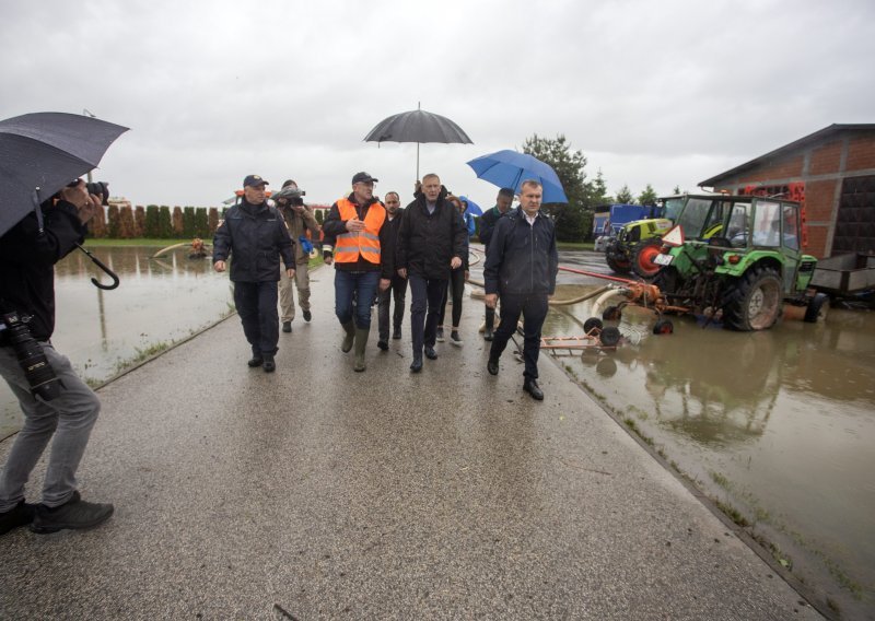 Božinović: Moramo biti spremni na jake bujične poplave, svoj obol moraju dati svi