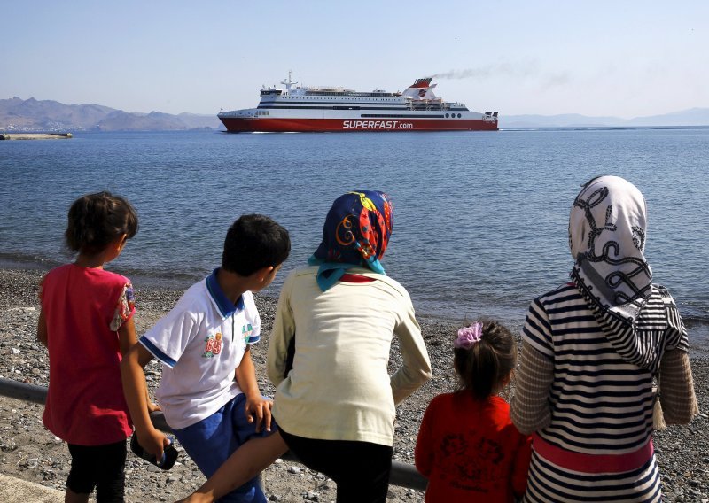 Špika: Želi li Vlada Hrvate zamijeniti Arapima i Afrikancima?