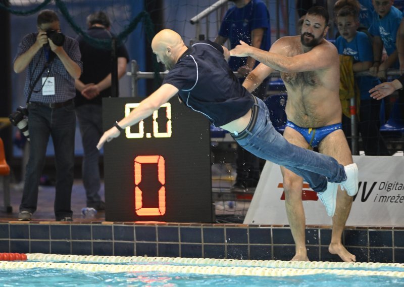 Jadranov trener u trenucima velikog slavlja oduševio odgovorom: Kako ću feštati?