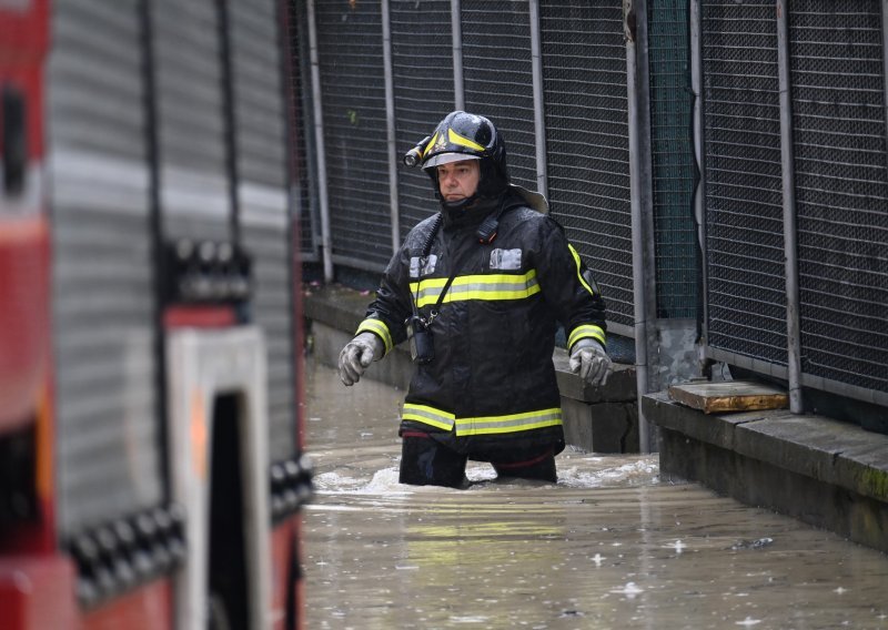 U poplavama u Italiji poginulo devet ljudi, materijalna šteta broji se u milijardama