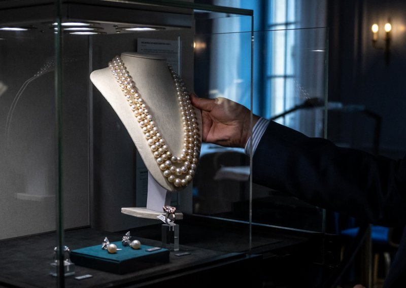 Stotine dragulja: Kontroverzna kolekcija nakita milijarderke nadmašila je sva očekivanja