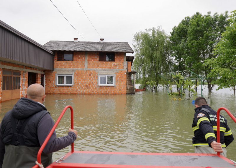 U Karlovcu poplavljeno ukupno 198 stambenih objekata