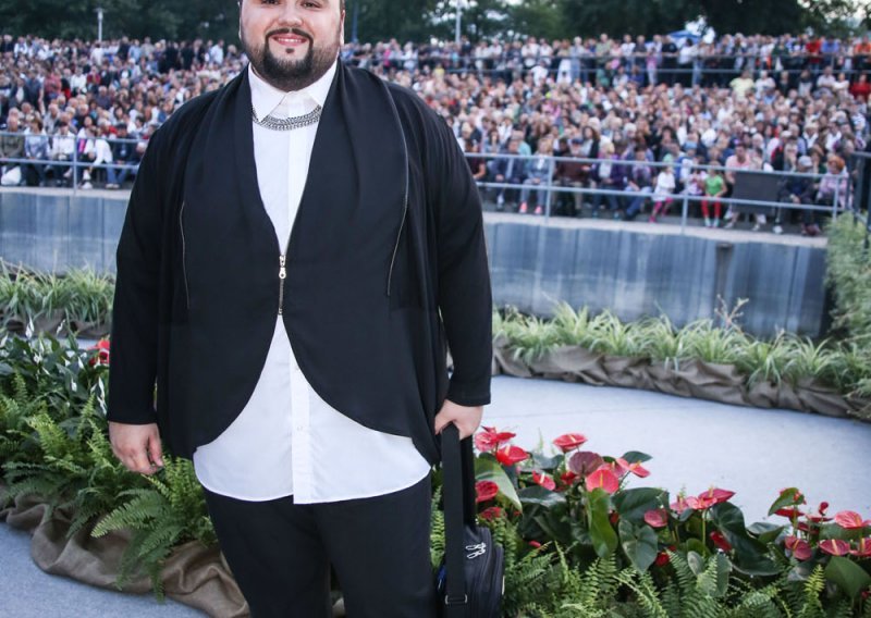 Houdek opleo po Zvjezdicama, a roditelji ga podržali