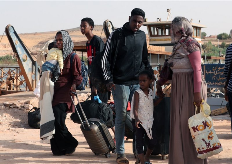 UN-ova agencija za izbjeglice: Zbog borbi u Sudanu raseljeno više od milijun ljudi