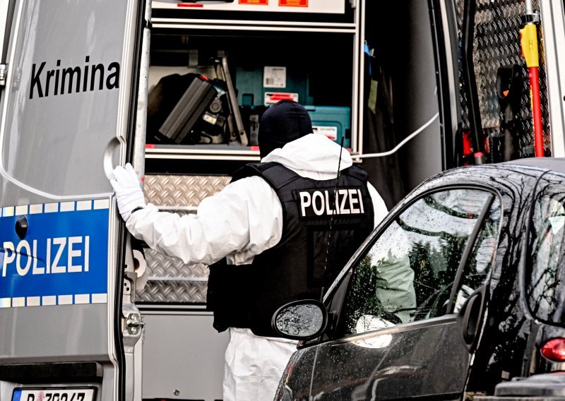 Racija diljem Njemačke: Uhićeno sedam navodnih pristaša Islamske države