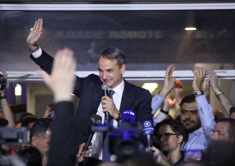 Konzervativac Micotakis priseže za grčkog premijera nakon premoćne pobjede