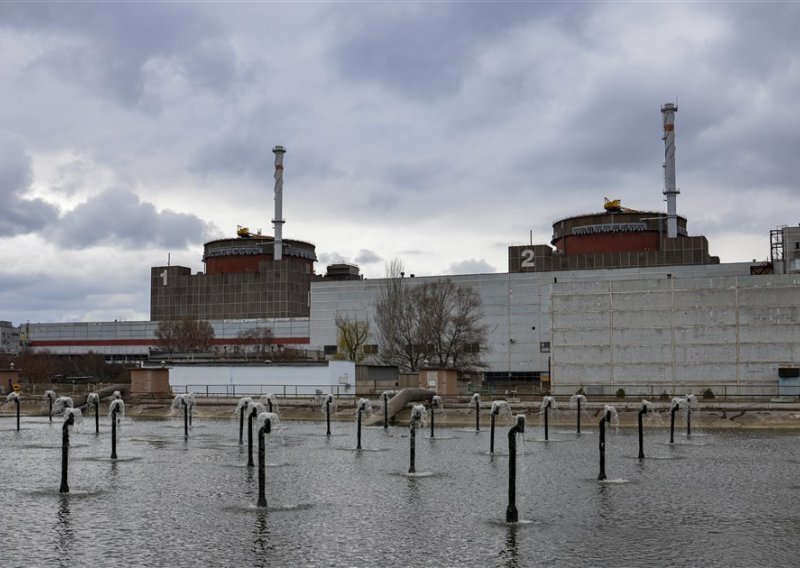 Eksplozije i dim blizu nuklearne elektrane Zaporižja, napadnut pomoćni objekt