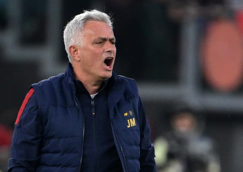 Jose Mourinho nakon novog kiksa Rome na jedno pitanje o Juventusu izgubio živce