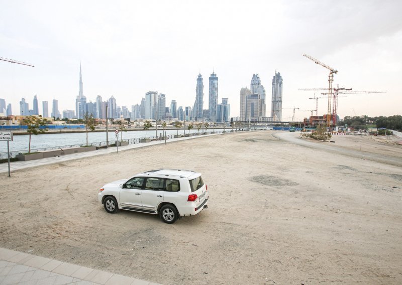 Neslomljivo tržište: 'Hrpa pijeska' u Dubaiju prodana za 34 milijuna dolara