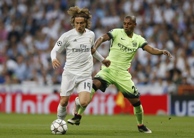 Luka Modrić dobio vrijednu nagradu; stiglo čak 1,2 milijuna glasova!