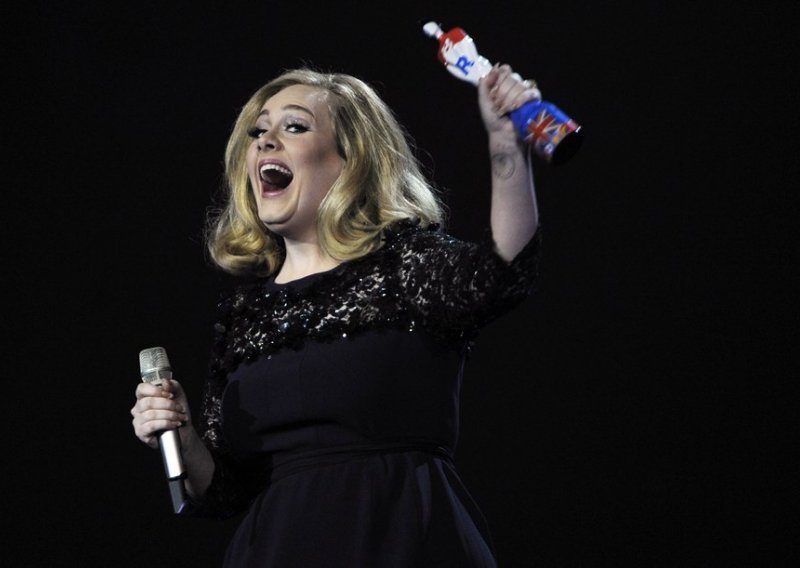 Adele je kraljica karaoka 2012.