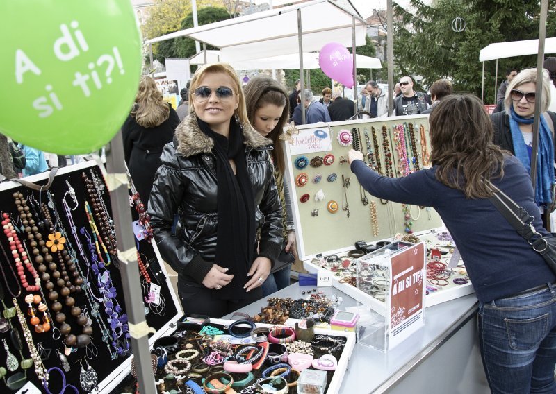 Nogometaši, bajkeri i Andrea Šušnjara razveselili siromašne