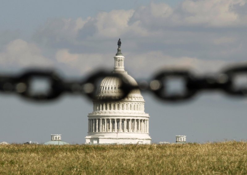 Nelagoda i sram u redovima američkih političara