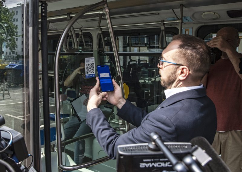Do tramvajske i autobusne karte jednim klikom: Napokon dostupna ZET-ova aplikacija