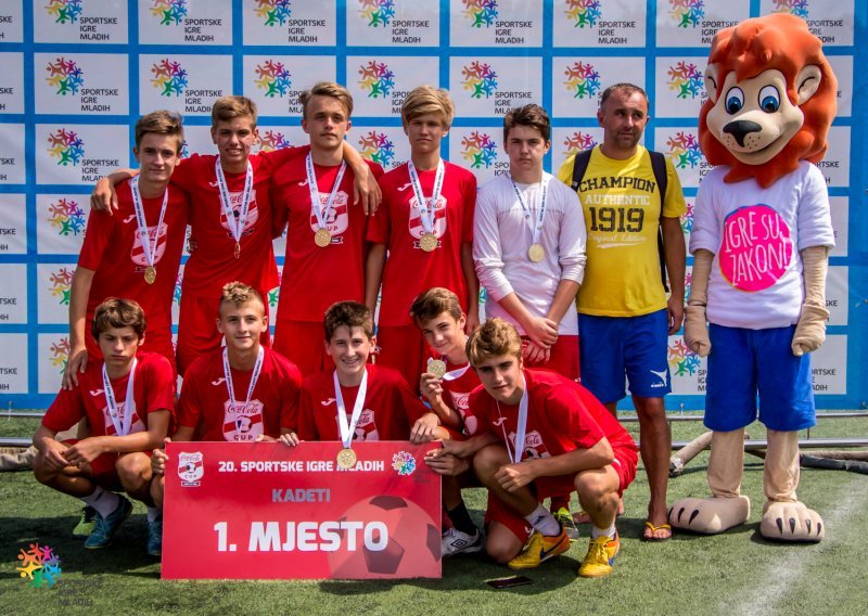Mladi nogometaši iz Dubrovnika i Siska pokazali da su najbolji