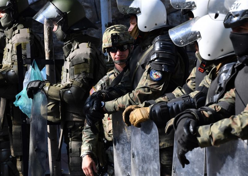 Glavni tajnik NATO-a: Spremni smo poslati još vojnika na Kosovo!